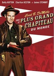 Sous Le Plus Grand Chapiteau Du Monde
